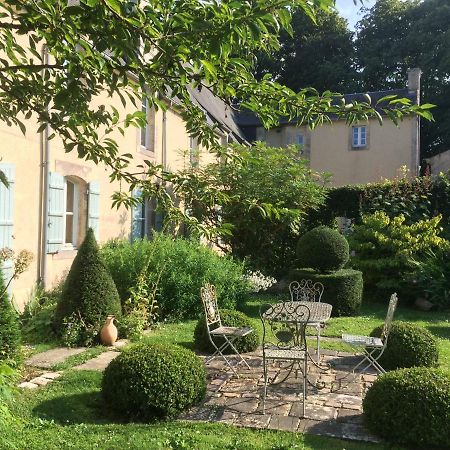Bed and Breakfast De Ma Fenetre Saint-Martin-des-Entrées Exterior foto