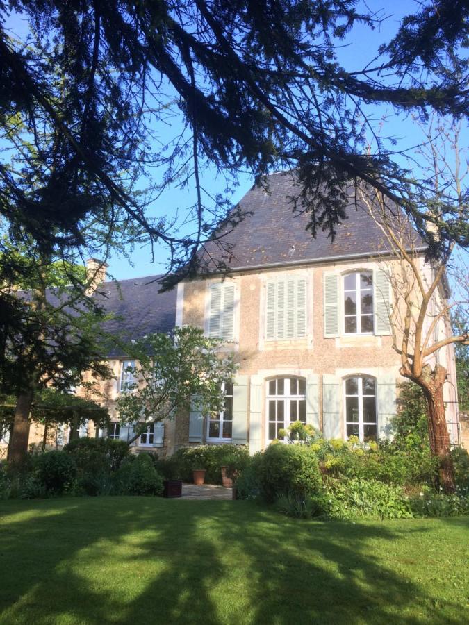 Bed and Breakfast De Ma Fenetre Saint-Martin-des-Entrées Exterior foto